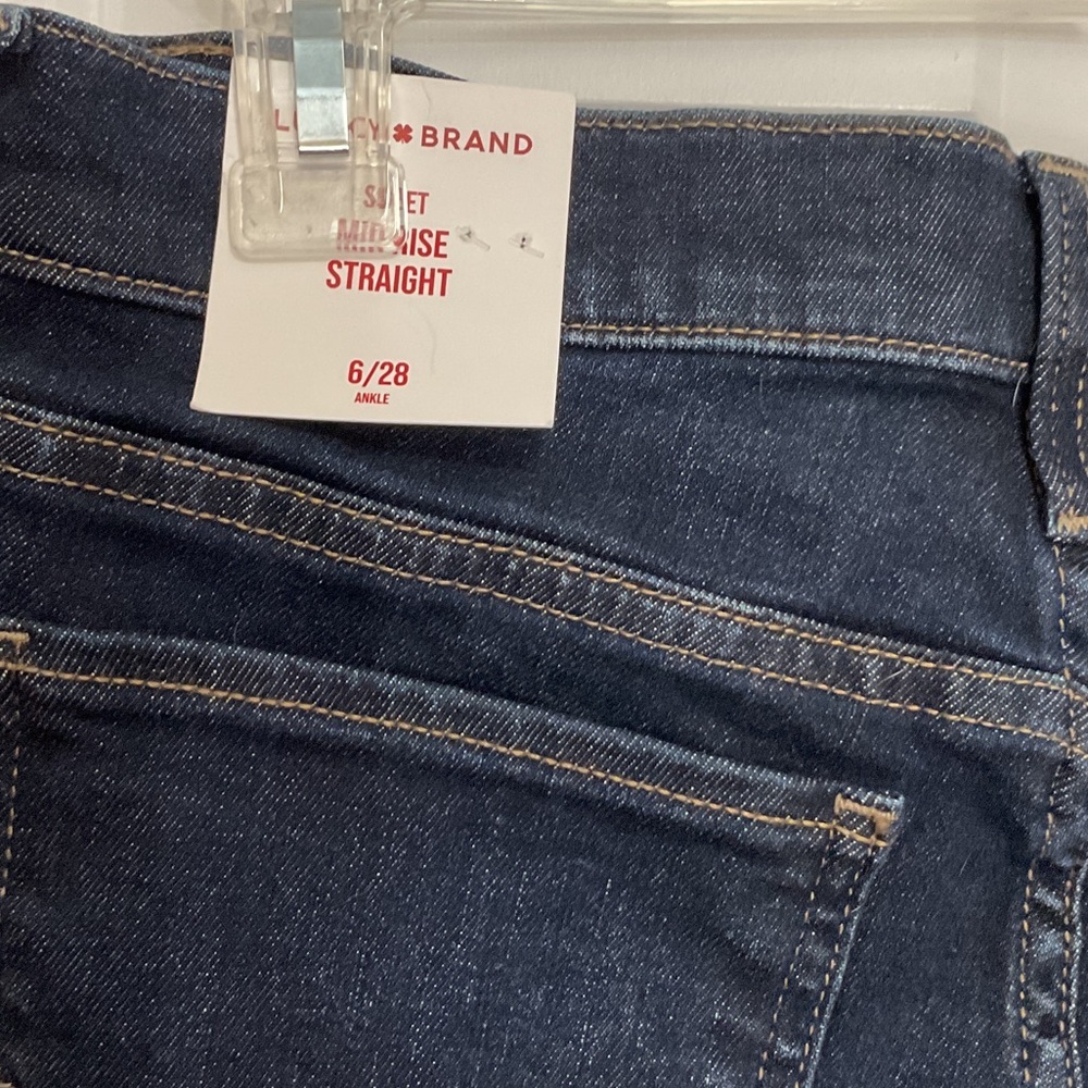 Lucky Brand Women's Dark Indigo Straight Leg Jeans - Picture 6 of 10